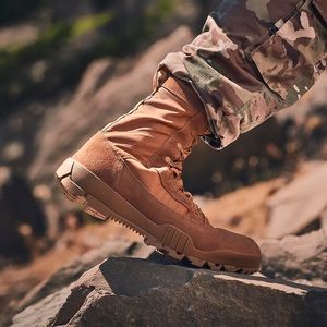 nike combat boots tan